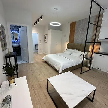 Intercontinental Center Apartamento Tirana