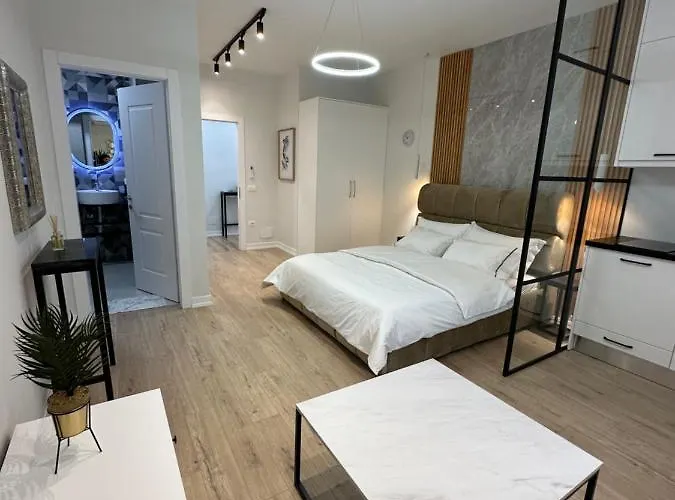 Intercontinental Center Apartamento Tirana